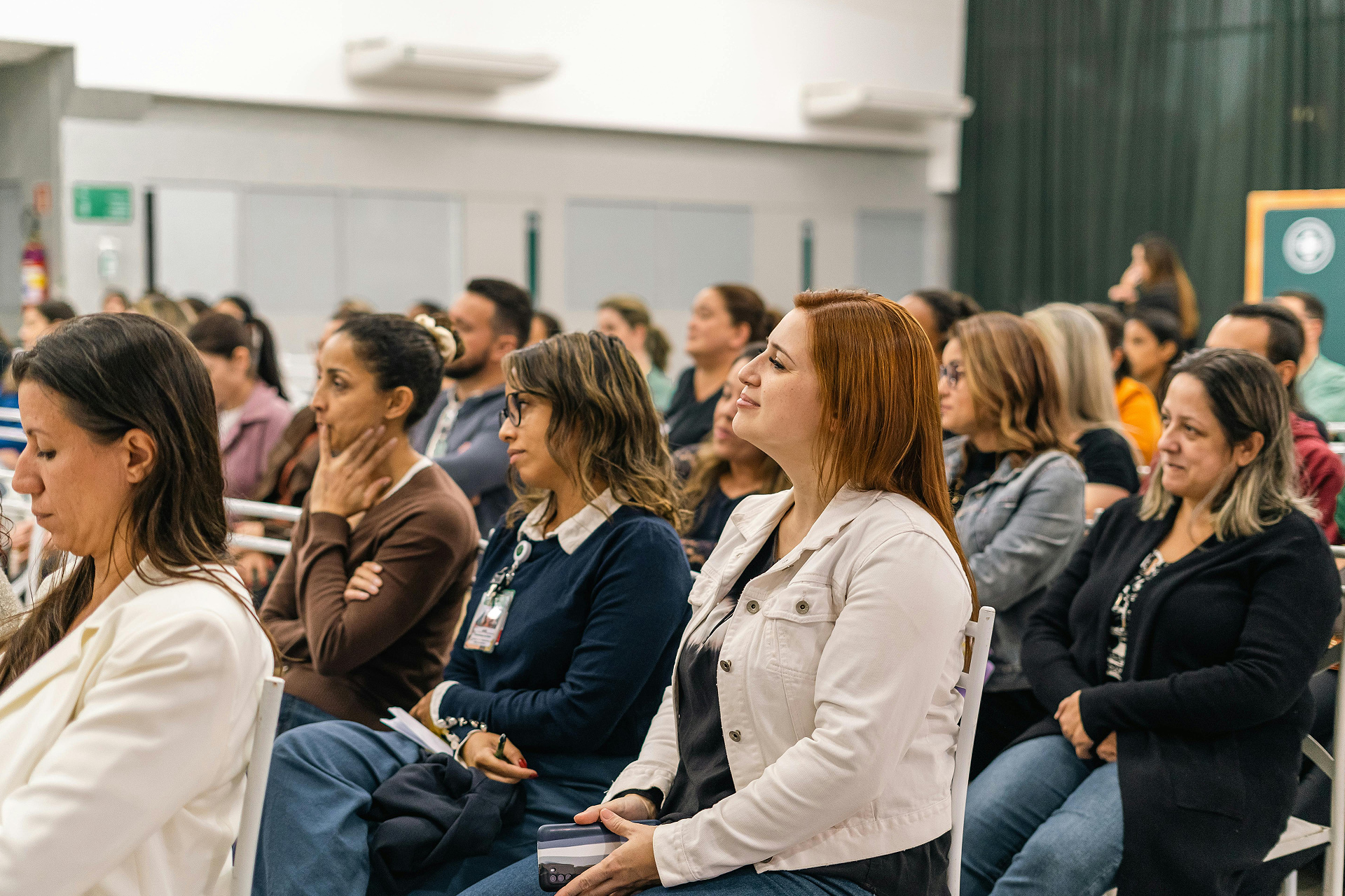 Aula universitaria durante una capacitación